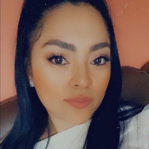 Meet your Posher, Flor